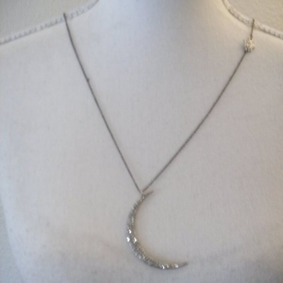 Collier Chico's - Pierres Bleu Saphir Sur Métal Gris - Longueur Réglable 42-46 Pouces